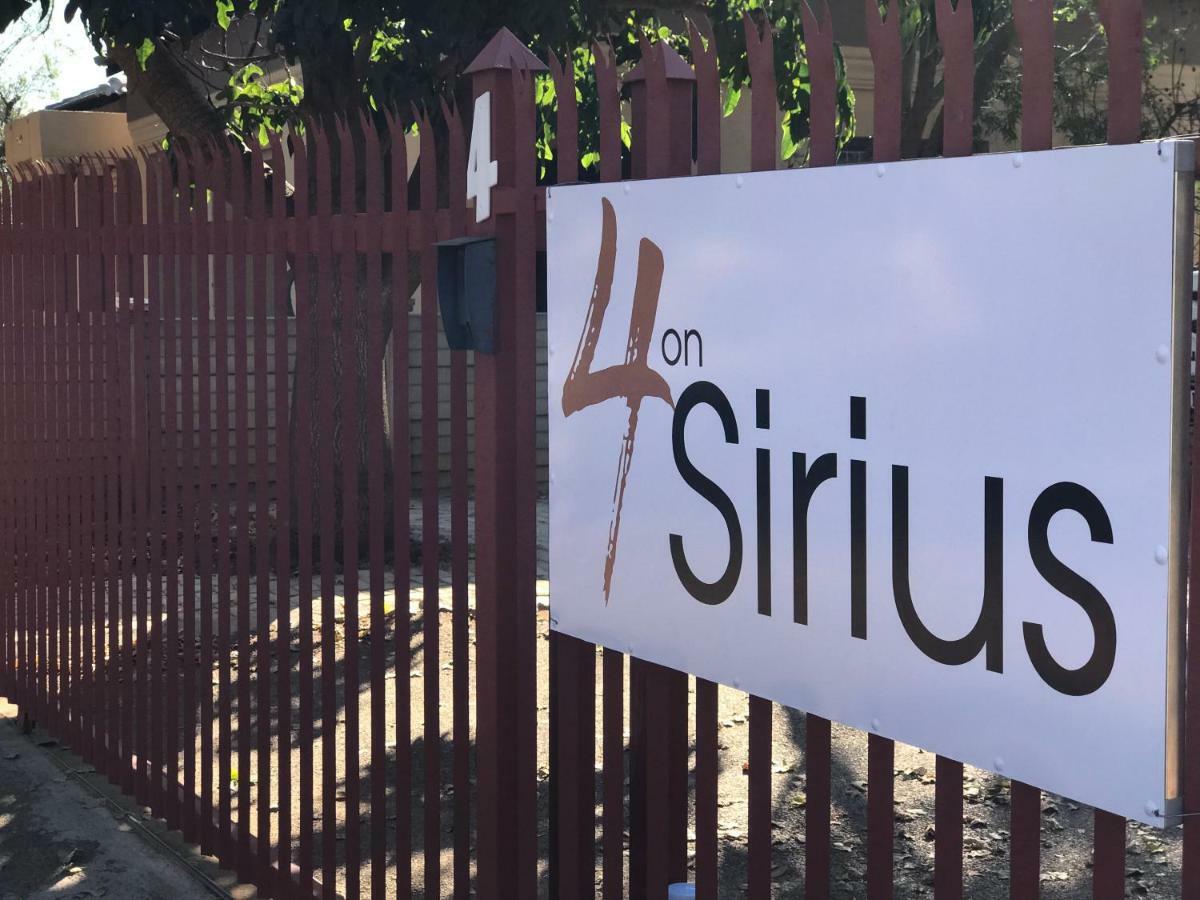4 On Sirius Hotel Polokwane Eksteriør billede